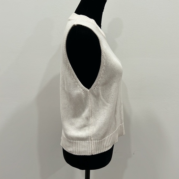 ABOUT YOU x Marie von Behrens Top 'Lena' in Beige - Picture 5 of 12